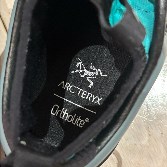 Arc'teryx Women's Teal and Gray Athletic Shoes - Picture 4 of 5